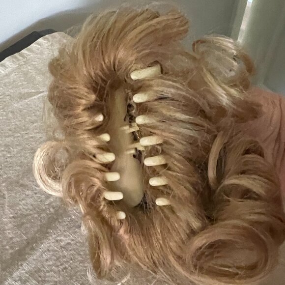 Blonde Messy Bun Hair Wig Clip Claw - Picture 3 of 6